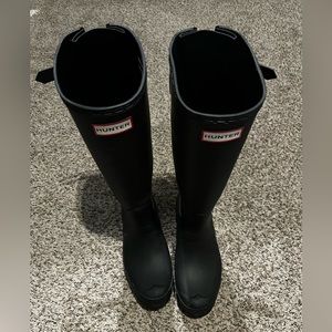 Hunter wide calf boots